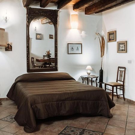 Filippo'S Holiday House Hotel Palermo Exterior photo